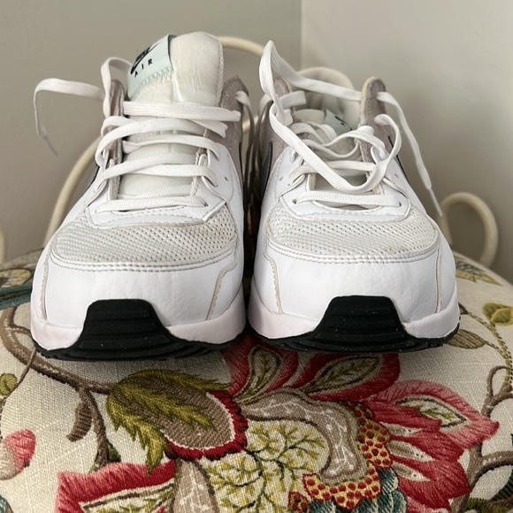 Nike Women’s AirMax Excee CD 5432-111 - Picture 6 of 14